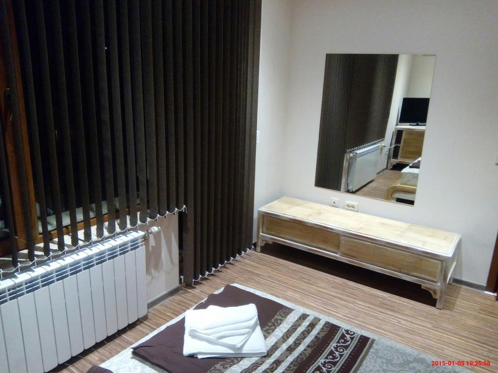 Mineral 56 Hotel Banja Szoba fotó