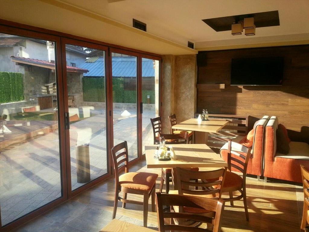 Mineral 56 Hotel Banja Kültér fotó