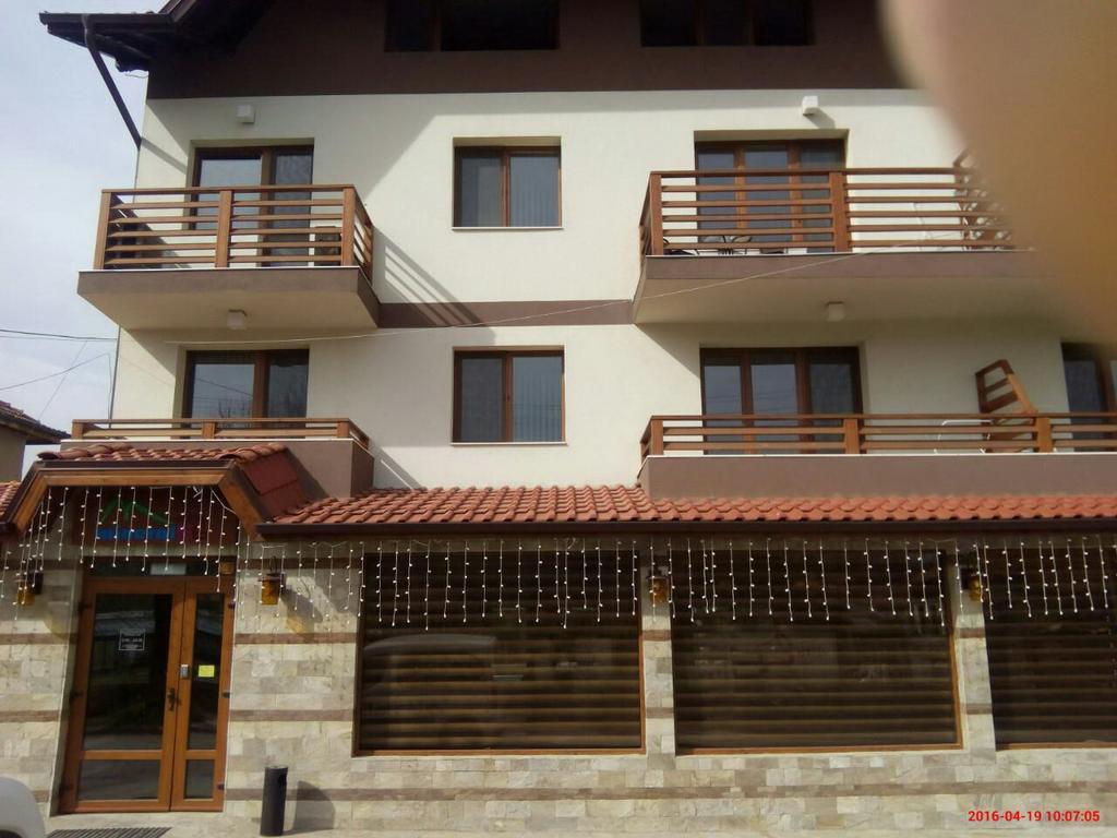 Mineral 56 Hotel Banja Kültér fotó